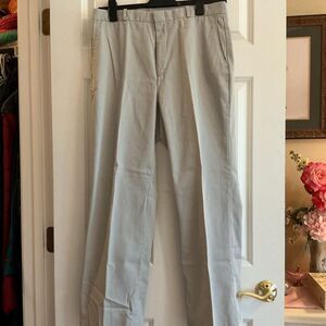 EUC Arrow Brand Men’s Tan  Slacks 34W X 29L